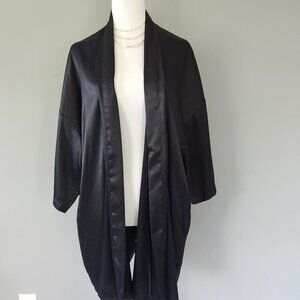 Victoria's Secret Kimono Style Robe, Black, Like New, One Size